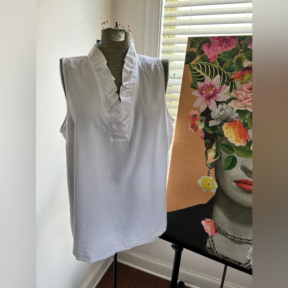 crown & ivy White Sleeveless Ruffle Top